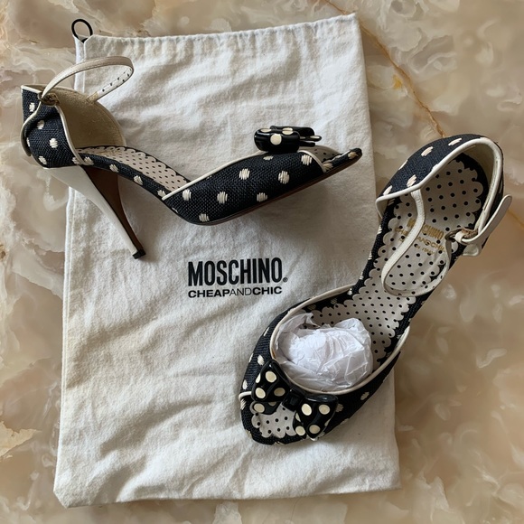 Moschino Heels - Picture 1 of 8
